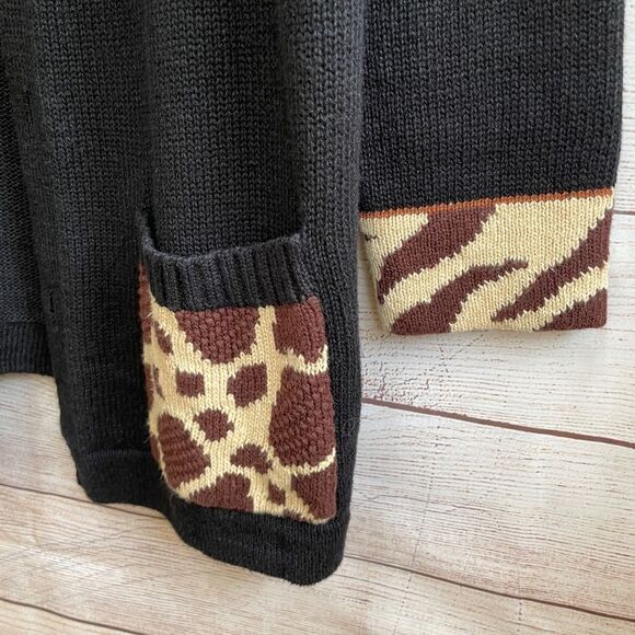 VINTAGE STORYBOOK KNITS SWEATER IN GIRAFFE PRINT - Picture 5 of 10
